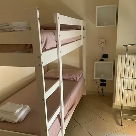 La Casa Di Saveria Apartment *